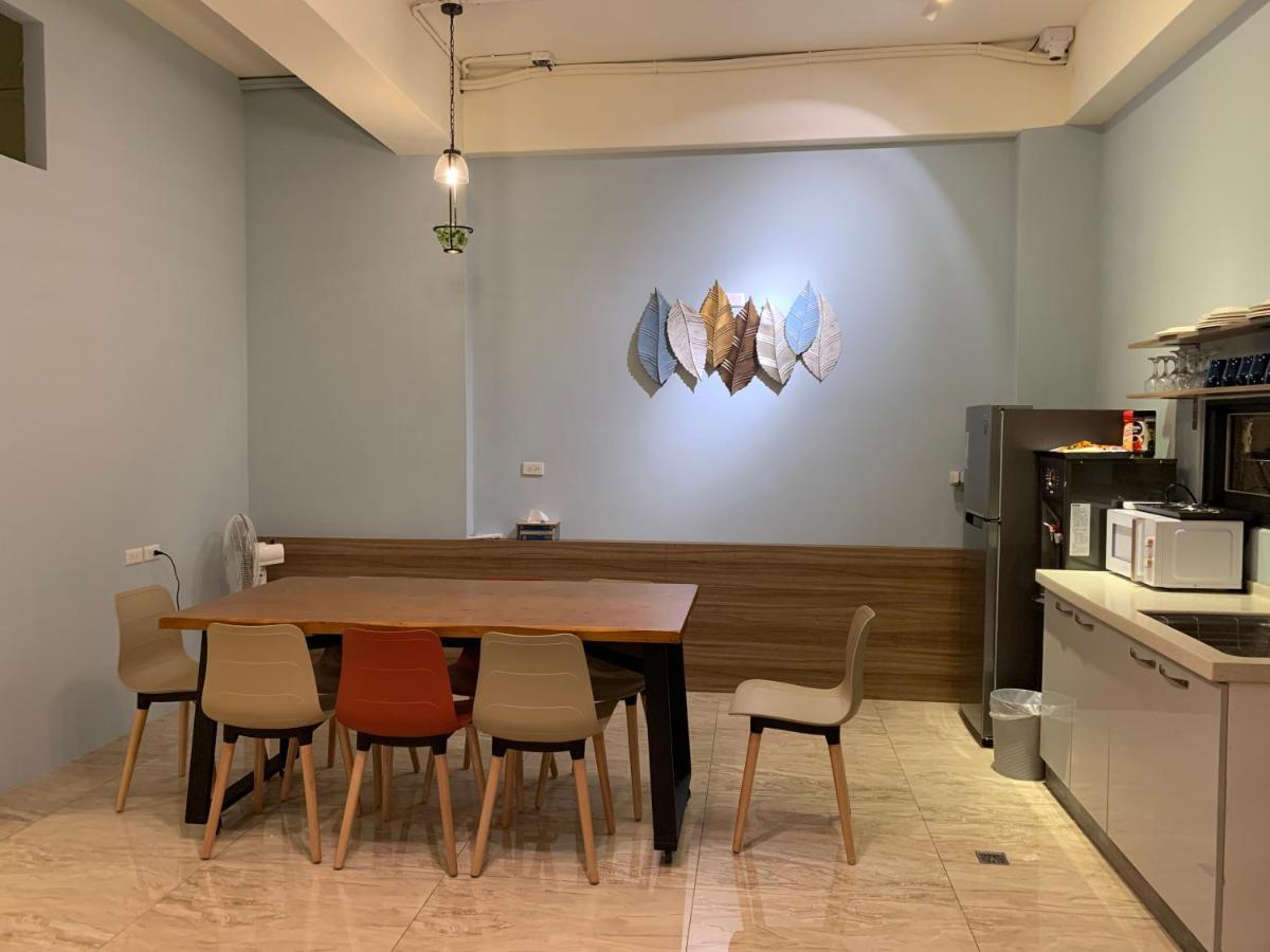 910 Hostel 城南館-自助入住 Юйли Экстерьер фото