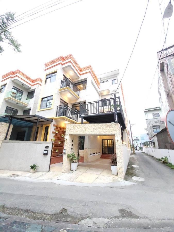 910 Hostel 城南館-自助入住 Юйли Экстерьер фото
